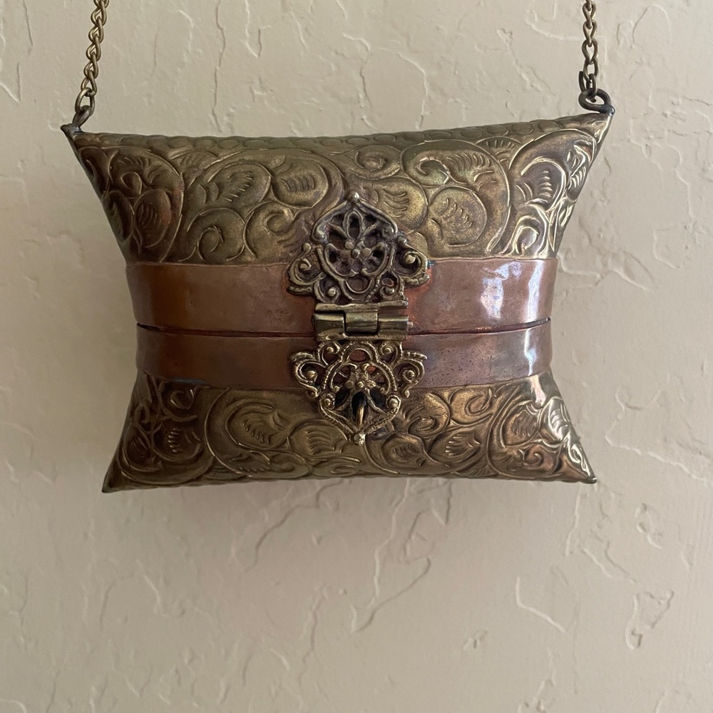 Vintage Ornate mini Brass/Copper Pillow style evening bag handcrafted in India. - Picture 10 of 10
